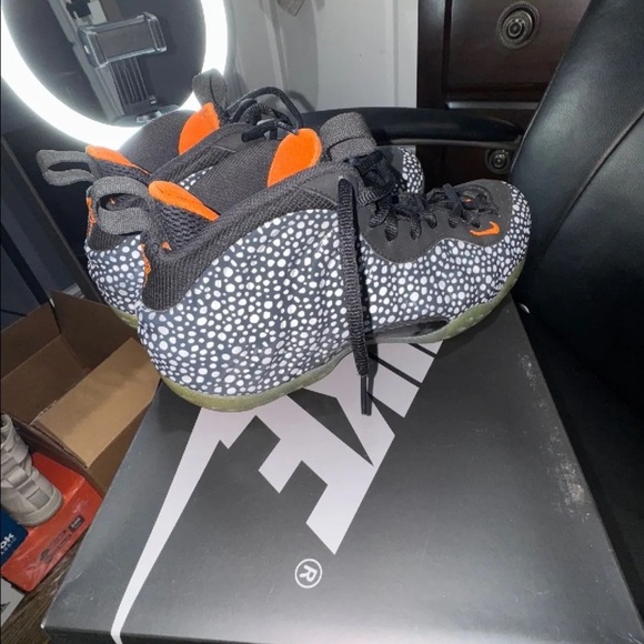 Nike Other - Safari Nike Air Foamposite Size 9.5M